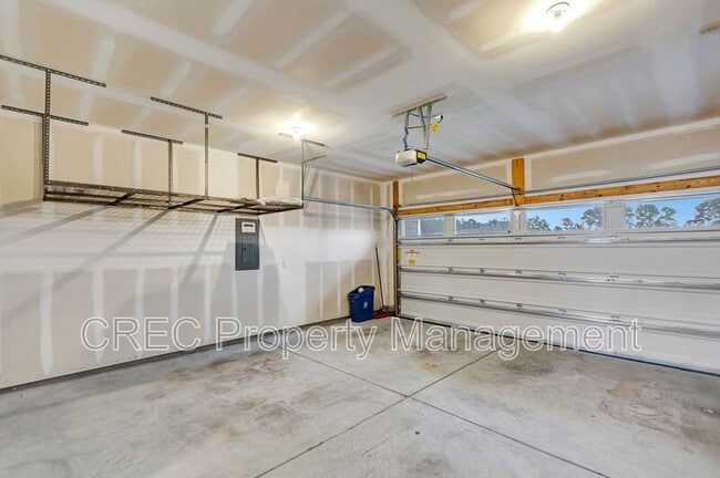 Building Photo - 831 Recess Pt Dr