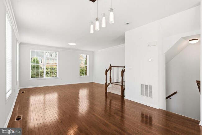 Building Photo - 23167 Flora Mure Dr