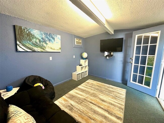 Building Photo - 14622 Pinecrest Dr