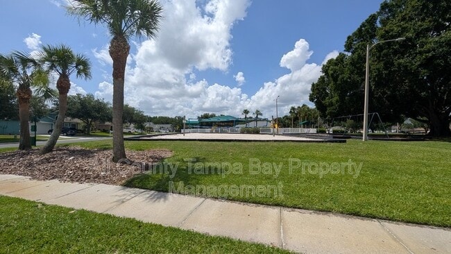 Building Photo - 25820 Crippen Dr