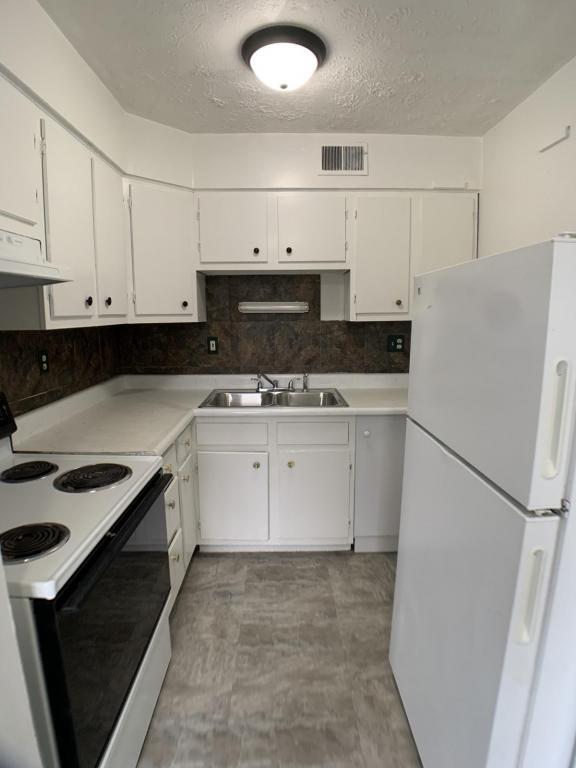 Building Photo - 6510 Hackel Dr