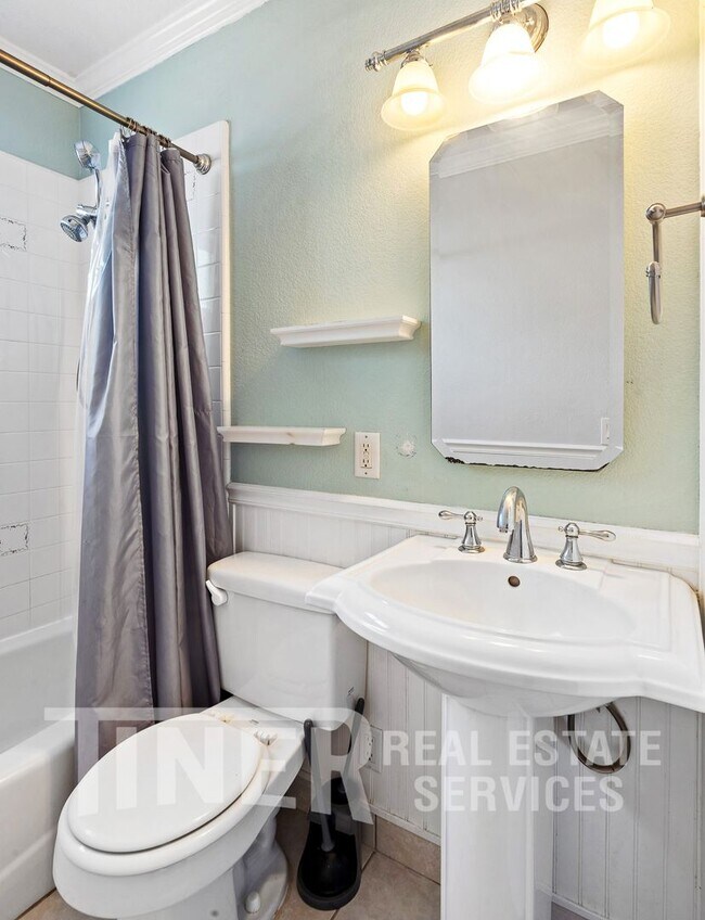 Building Photo - 5021 Priscilla Ln