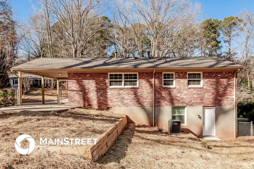 Building Photo - 1039 Verdi Way