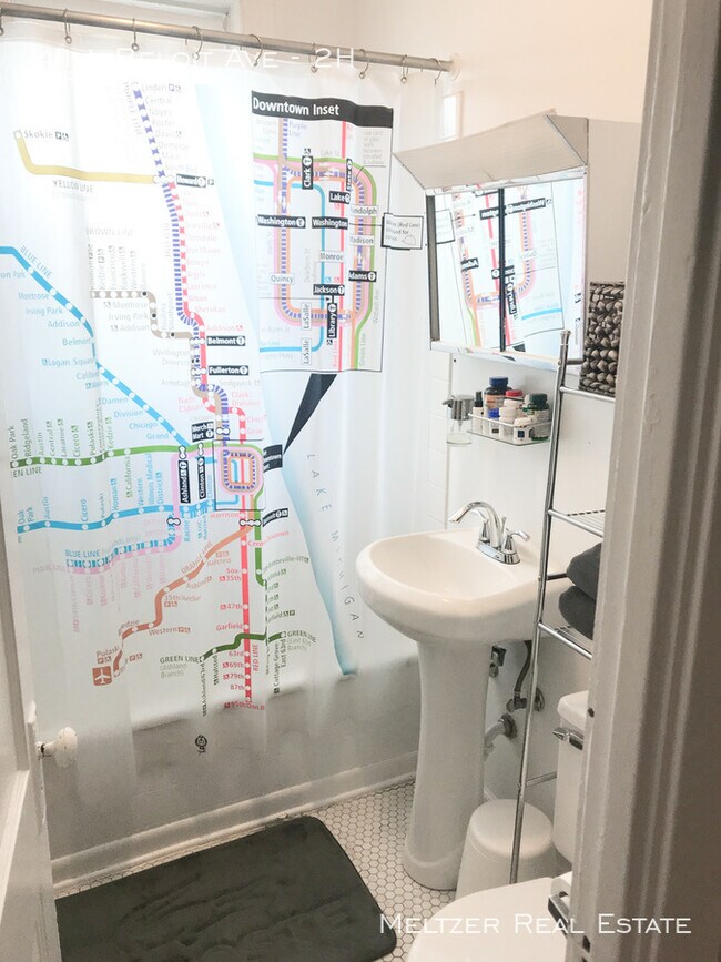 Building Photo - 411 Beloit Ave