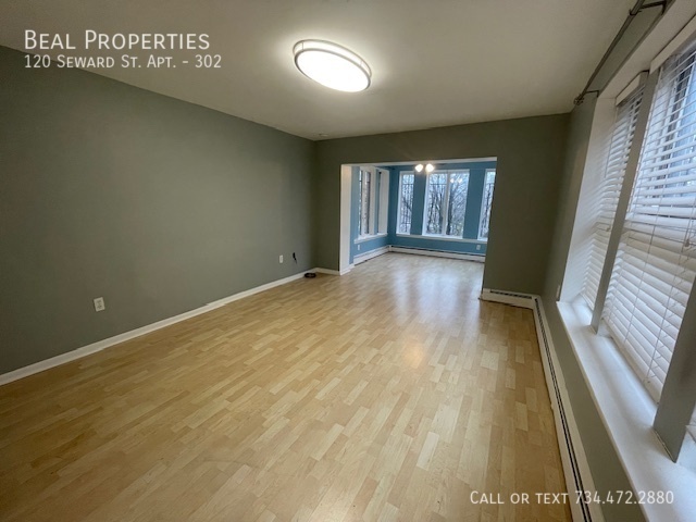 Building Photo - 120 Seward St