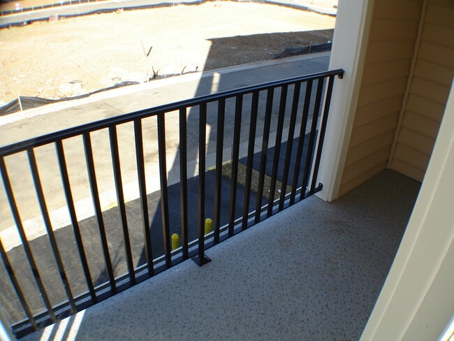Building Photo - 22707 Verde Gate Terrace