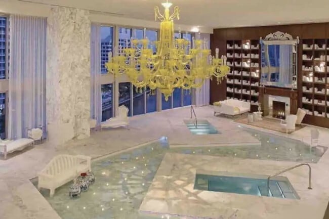 Building Photo - 485 Brickell Ave