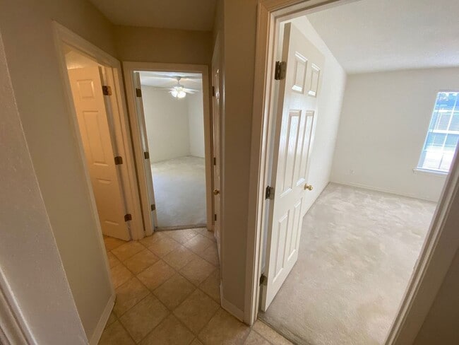 Building Photo - Navarre - Holley By the Sea - 4 bedroom, 3...
