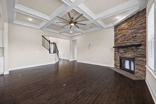 Building Photo - Stunning 4 bedrm, 3.5 Bath home in Chapel Cove of South Charlotte!