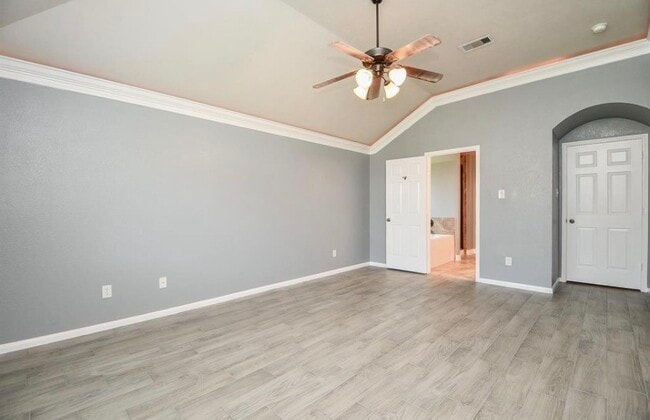 Building Photo - 8515 Split Branch Ln