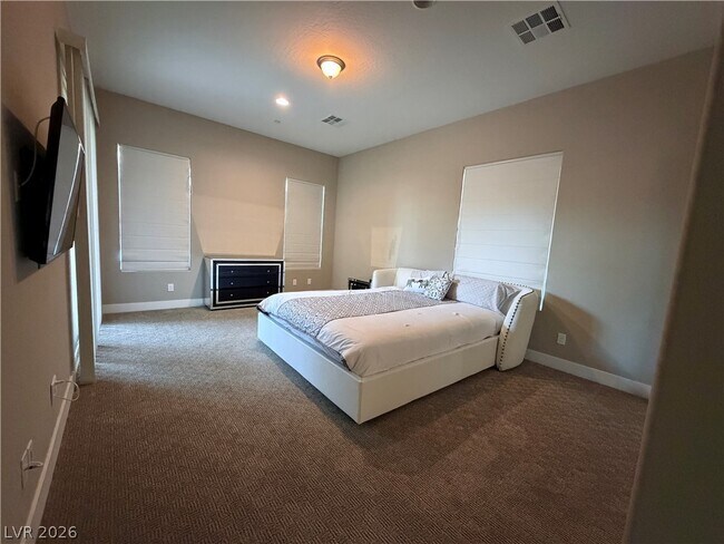 Building Photo - 56 Olympia Chase Dr