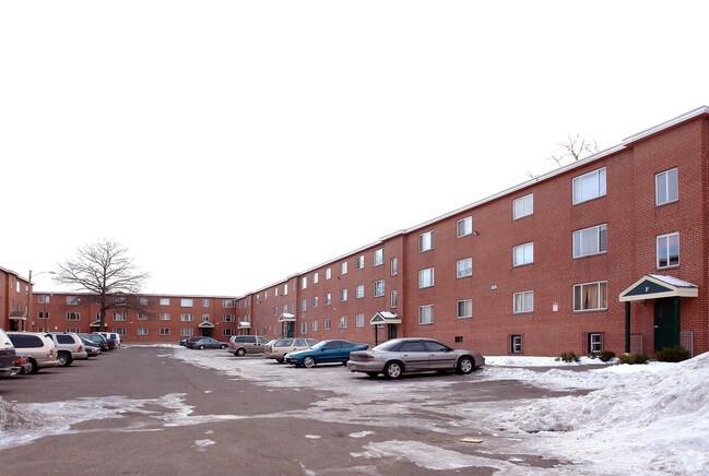 Primary Photo - Annawan Apartments