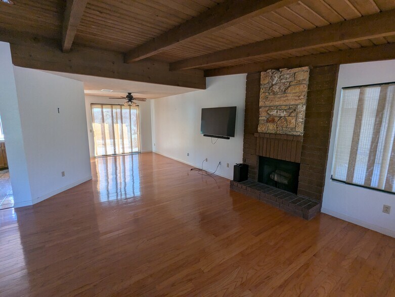 Building Photo - 2645 Anza Trl