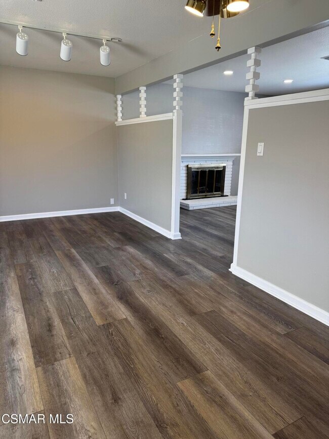 Building Photo - 3429 Henry Dr