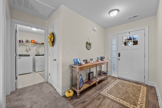 Building Photo - 517 Indigo Johnston Dr