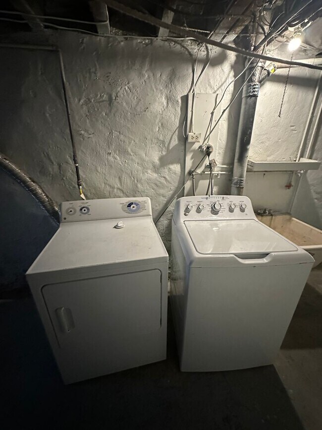 Building Photo - Charming 3-Bedroom Row Home in Upper Darby