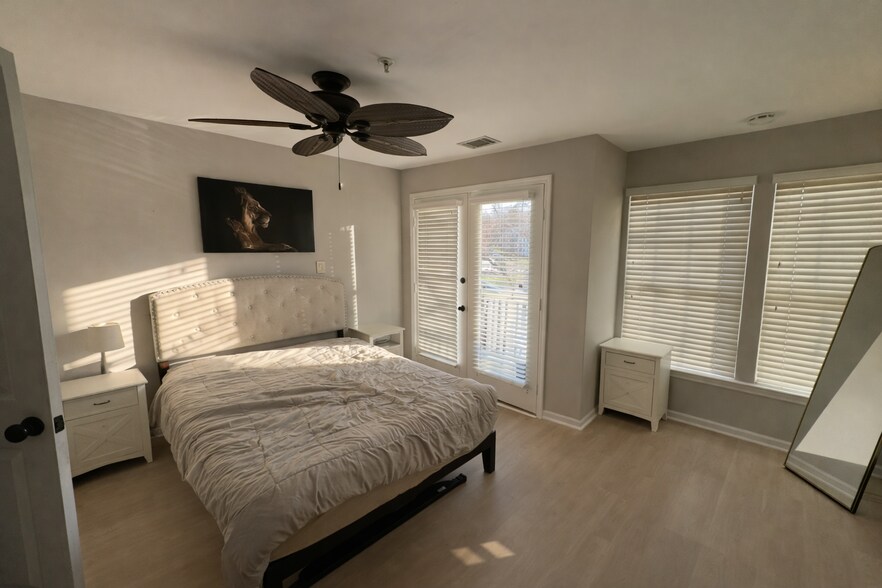 Building Photo - 6455 Green Field Rd