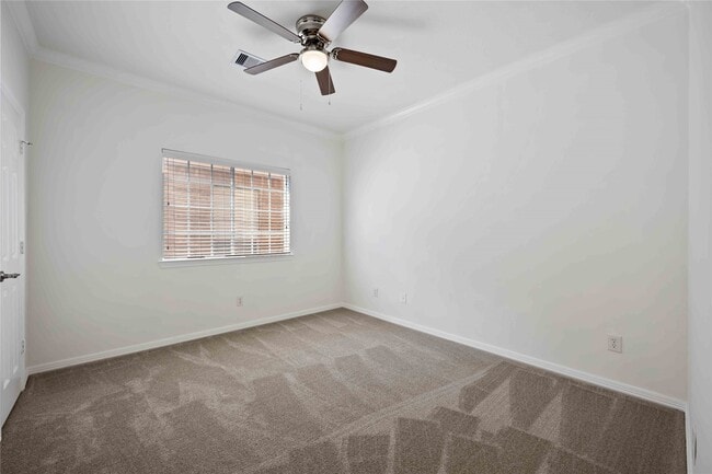 Building Photo - 2827 Briarhurst Park