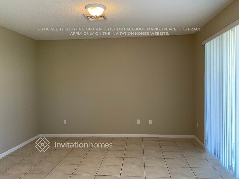 Building Photo - 5821 Azalea Cir