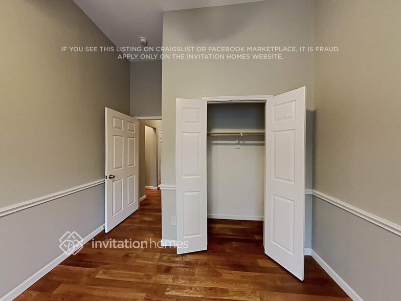 Building Photo - 45 Cimarron Dr