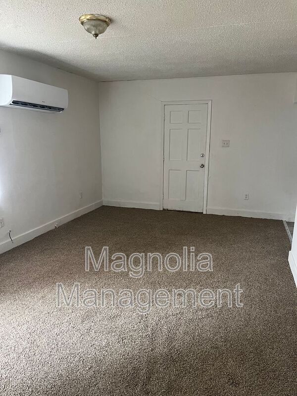 Building Photo - 448 Mason St