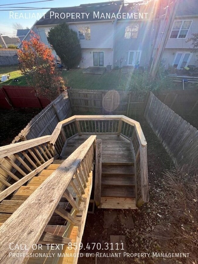 Building Photo - 404 Platt Dr