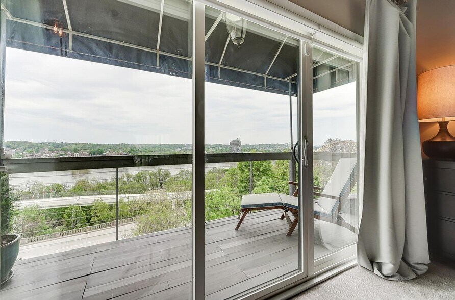 Primary Bedroom Balcony - 1005 Hill St