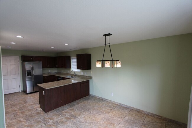 Building Photo - 3026 N Joy Ln