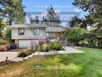 Building Photo - 3,700 sqft of Quiet Luxury & Stunning Views