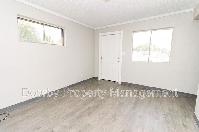 Building Photo - 1612 Citico Ave