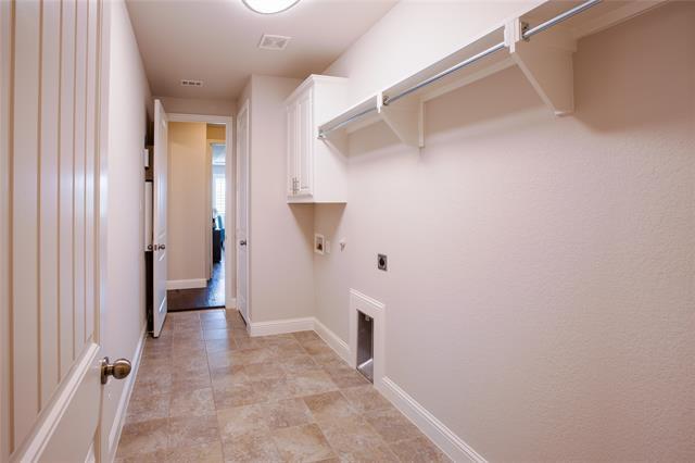 Building Photo - 2520 Saffire Way