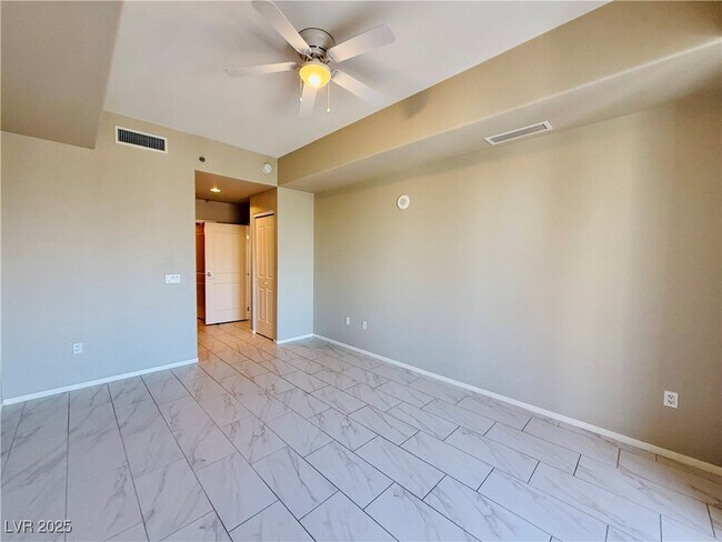 Building Photo - 8255 S Las Vegas Blvd