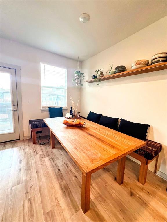 Building Photo - 10805 Tildon Ave