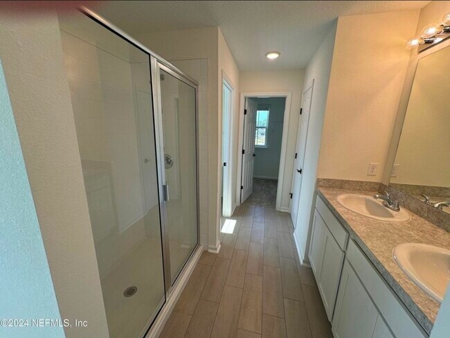 Building Photo - 7233 Mahogany Run Dr