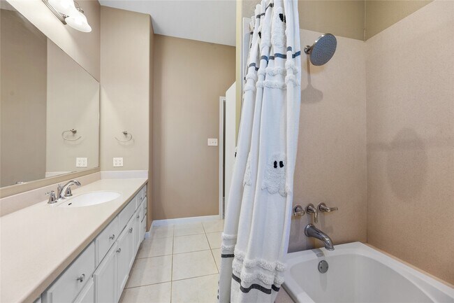 Building Photo - 22835 Fritz Ln