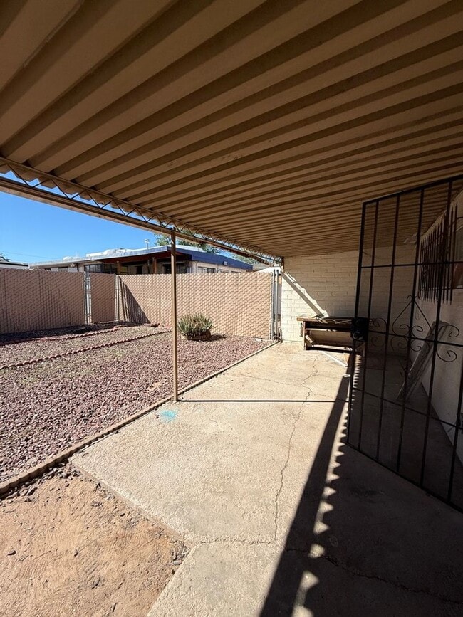 Building Photo - Charming 3-Bedroom Home in Central Tucson!