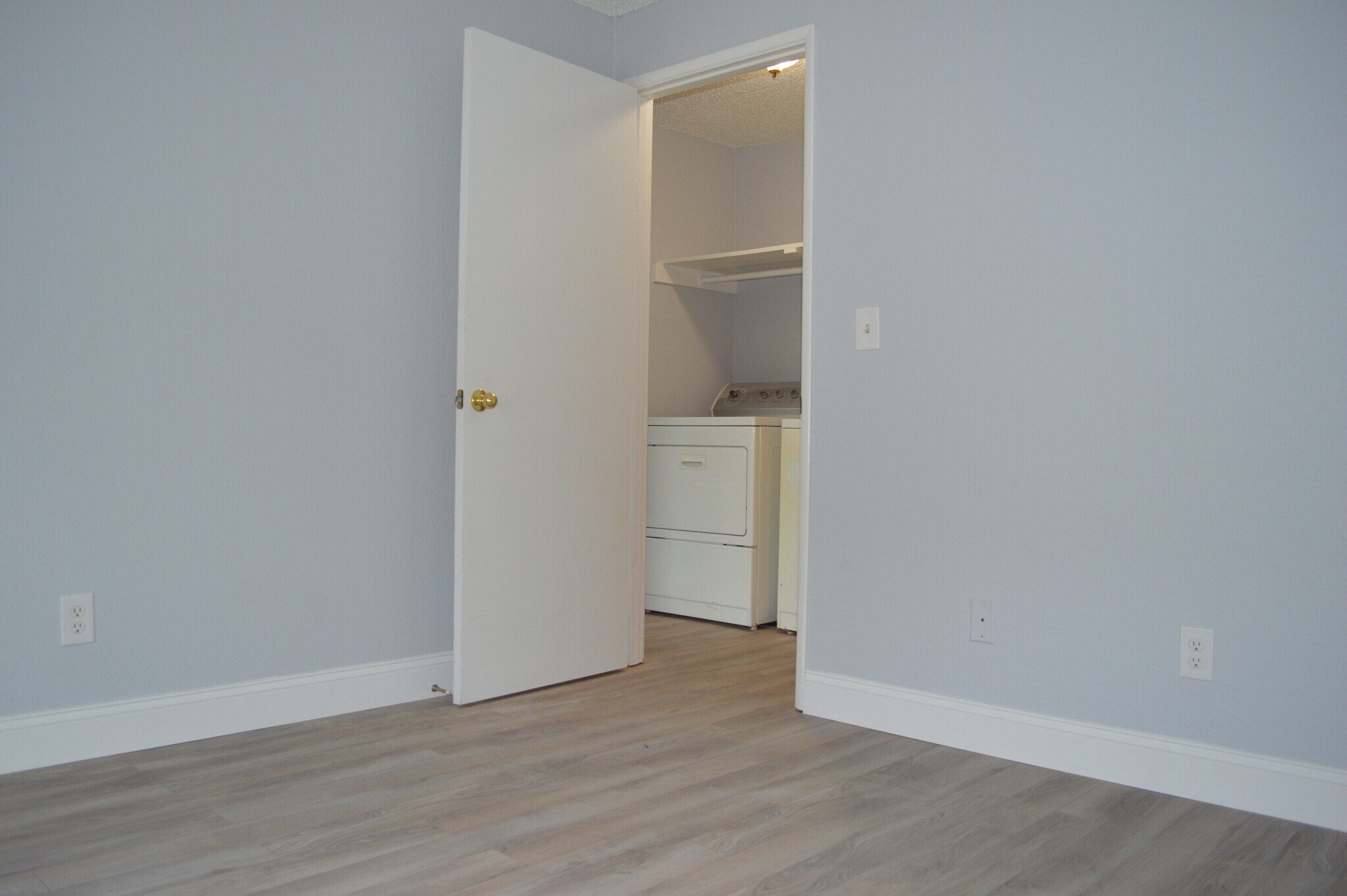 Building Photo - 12455 Gingham SW Ln