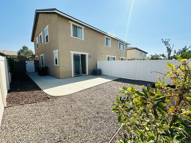 Building Photo - 26338 Valencia Wy