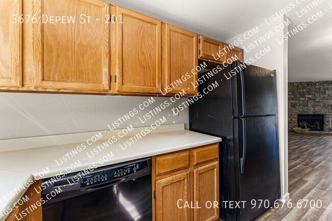 Building Photo - 3676 S Depew St