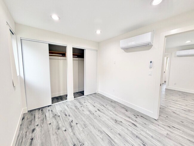 Building Photo - 138 W 93rd St
