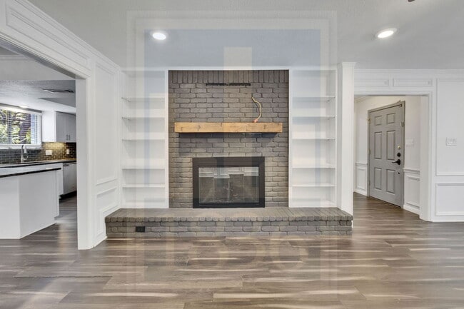 Building Photo - 11301 Taterwood Dr