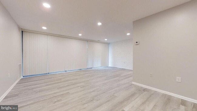Building Photo - 1822 Metzerott Rd