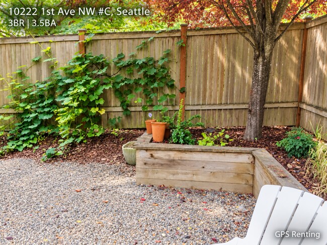 Building Photo - 10222 1st Ave NW