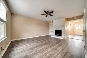 Building Photo - 219 Edgewood Dr