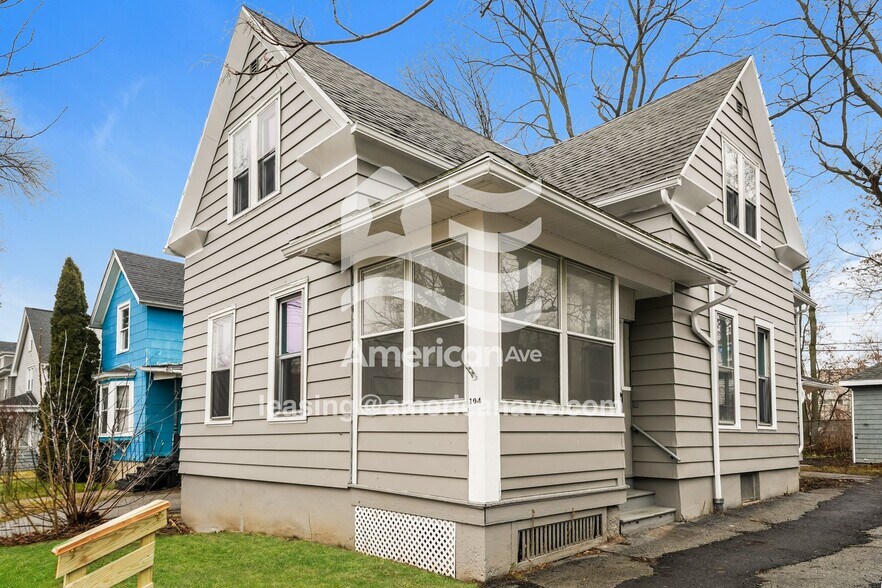 Building Photo - 104 Post Ave