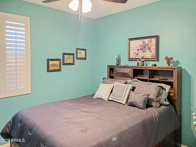 Building Photo - 41767 W Sagebrush Ct