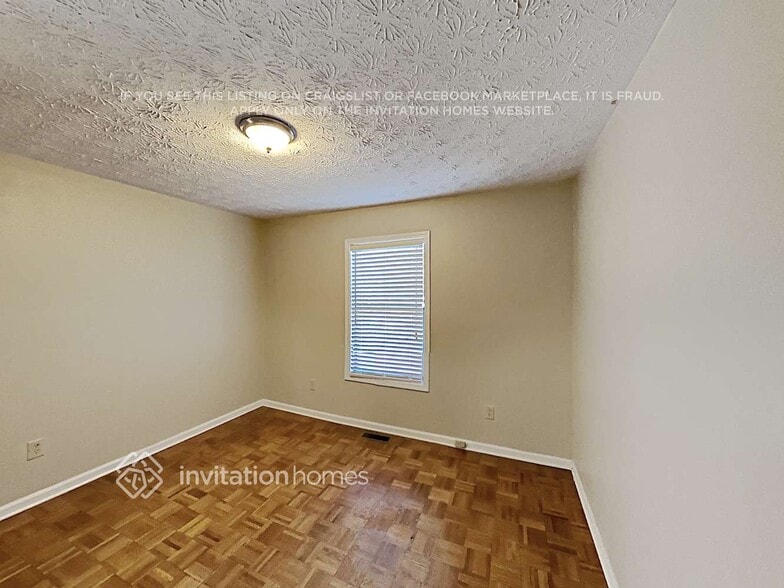 Building Photo - 3516 Cedar Valley Dr