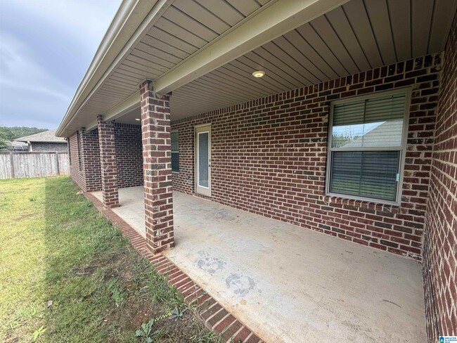 Building Photo - 414 Harless Ln