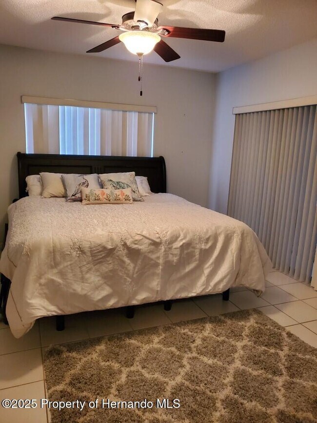 Building Photo - 6630 River Run Blvd