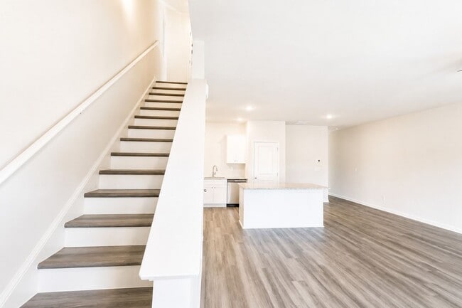 Building Photo - 4213 Crosby Ln